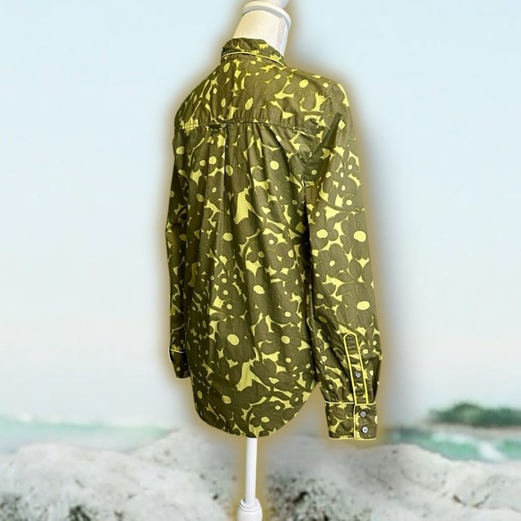 J. Crew ‘Groovy Button-Up Shirt’ in “Camo Flowers” with Yellow Piping Size Small - Picture 12 of 15